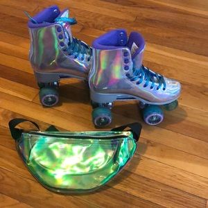 Impala hologram size 8 roller skates. Worn twice.